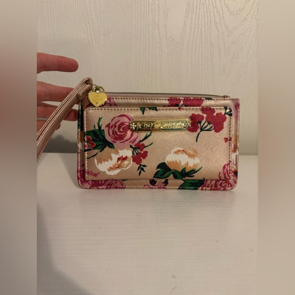 Betsey Johnson Rose Gold Floral Wallet Wristlet NWOT